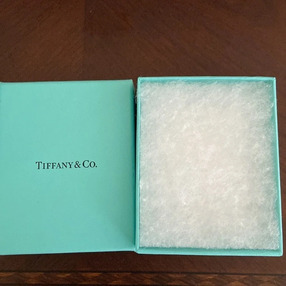 Tiffany & Co. packaging - Picture 5 of 6
